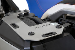 ISOTTA Coppia di Portapacchi laterali in alluminio Spazzolati lucidi per borse laterali originali per HONDA - PP197