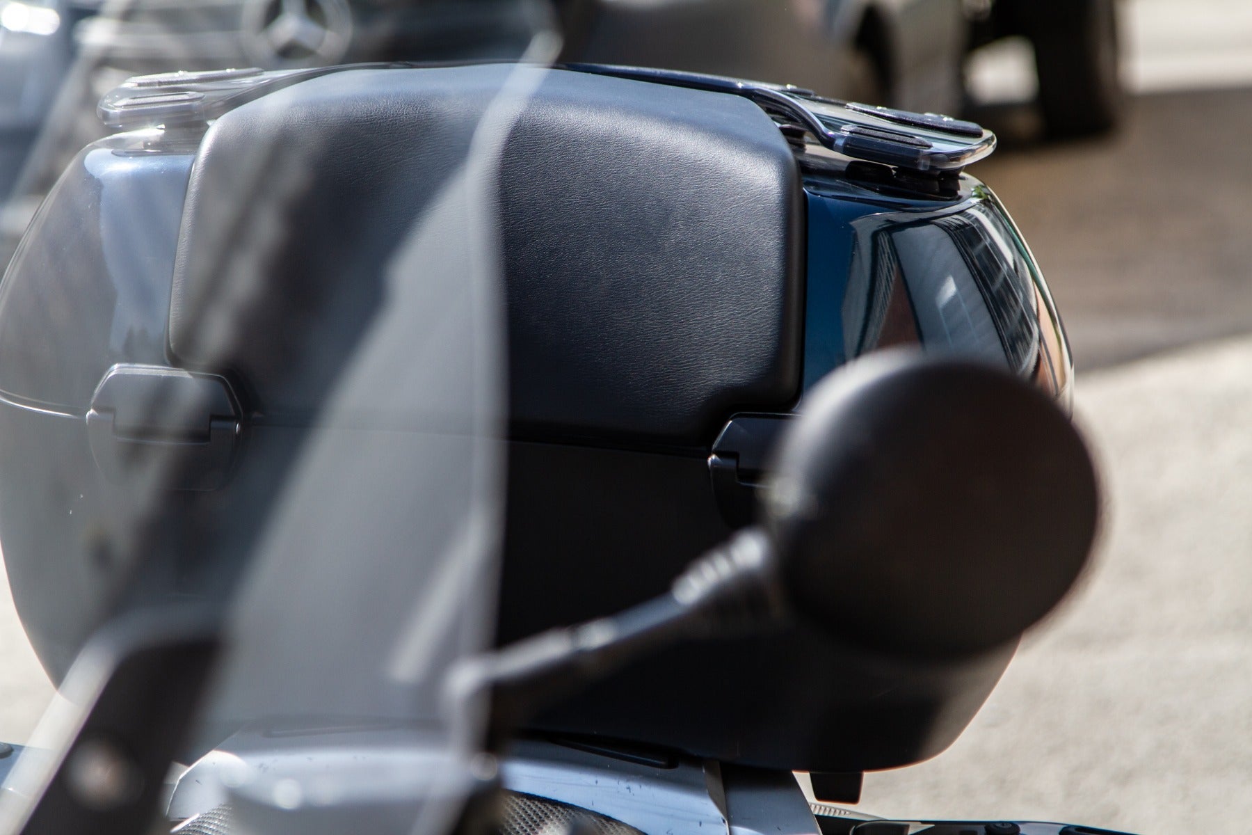 ISOTTA PORTAPACCO POSTERIORE IN PLEXY PER BMW R 1200 RT 2005 - 2013 - PP35-T