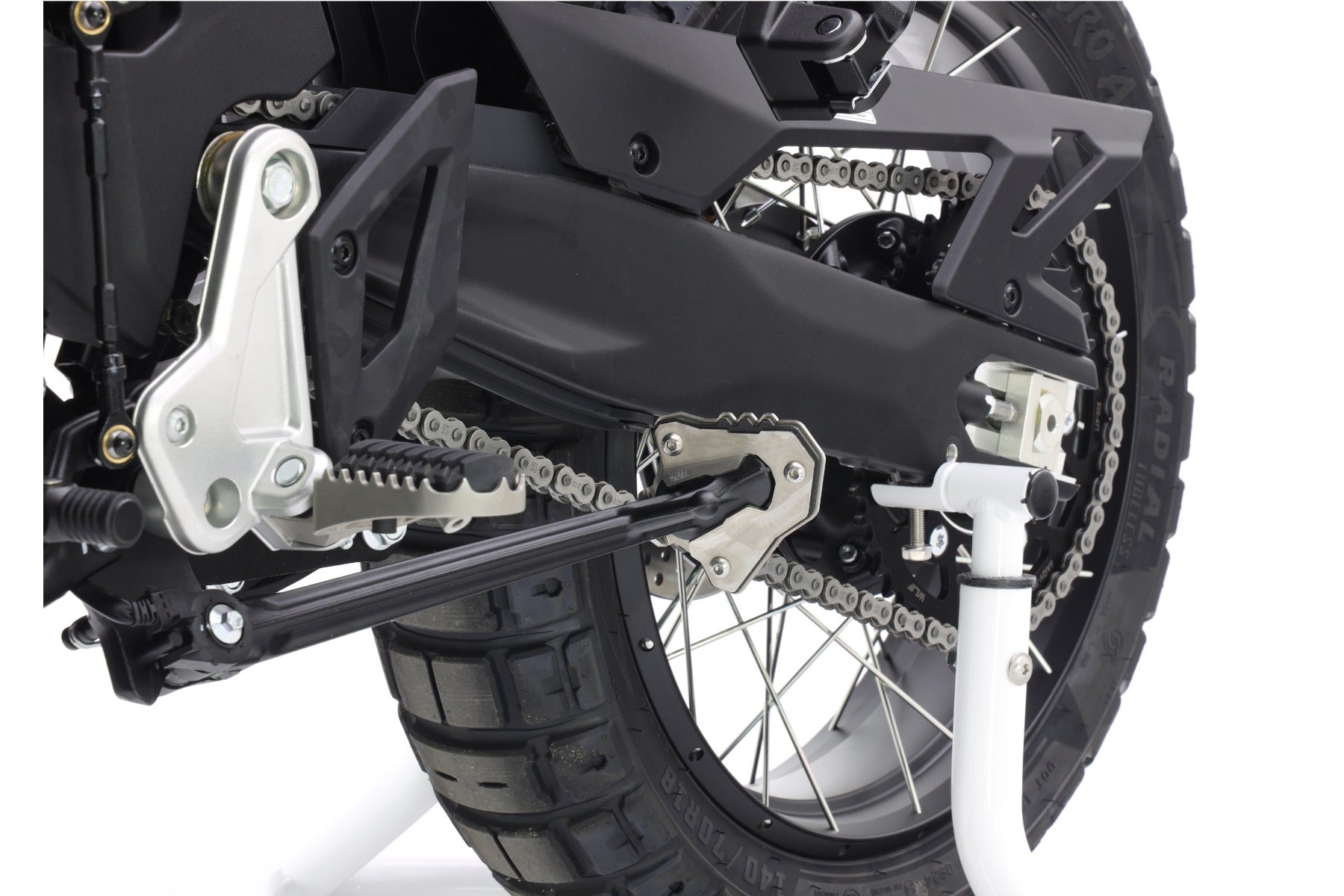 ISOTTA Estensione base del cavalletto laterale per CF MOTO MT 450 2024