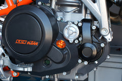 EVOTECH TAPPO OLIO ERGAL KTM SUPERDUKE DUKE RC8 HUSQVARNA VITPILEN 701 ARGENTO