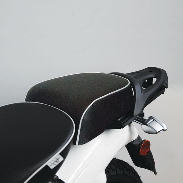 ISOTTA Kit. sella posteriore + Supporto sella per APRILIA SCARABEO 50 - 100 dal 2014