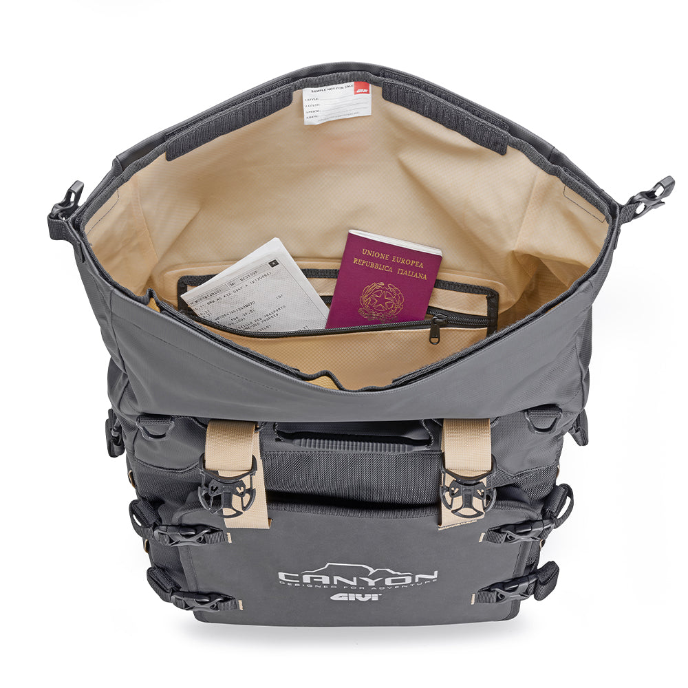 GIVI GRT720B Canyon – Coppia Borse Laterali Waterproof 25+25 Litri con Attacco MONOKEY®
