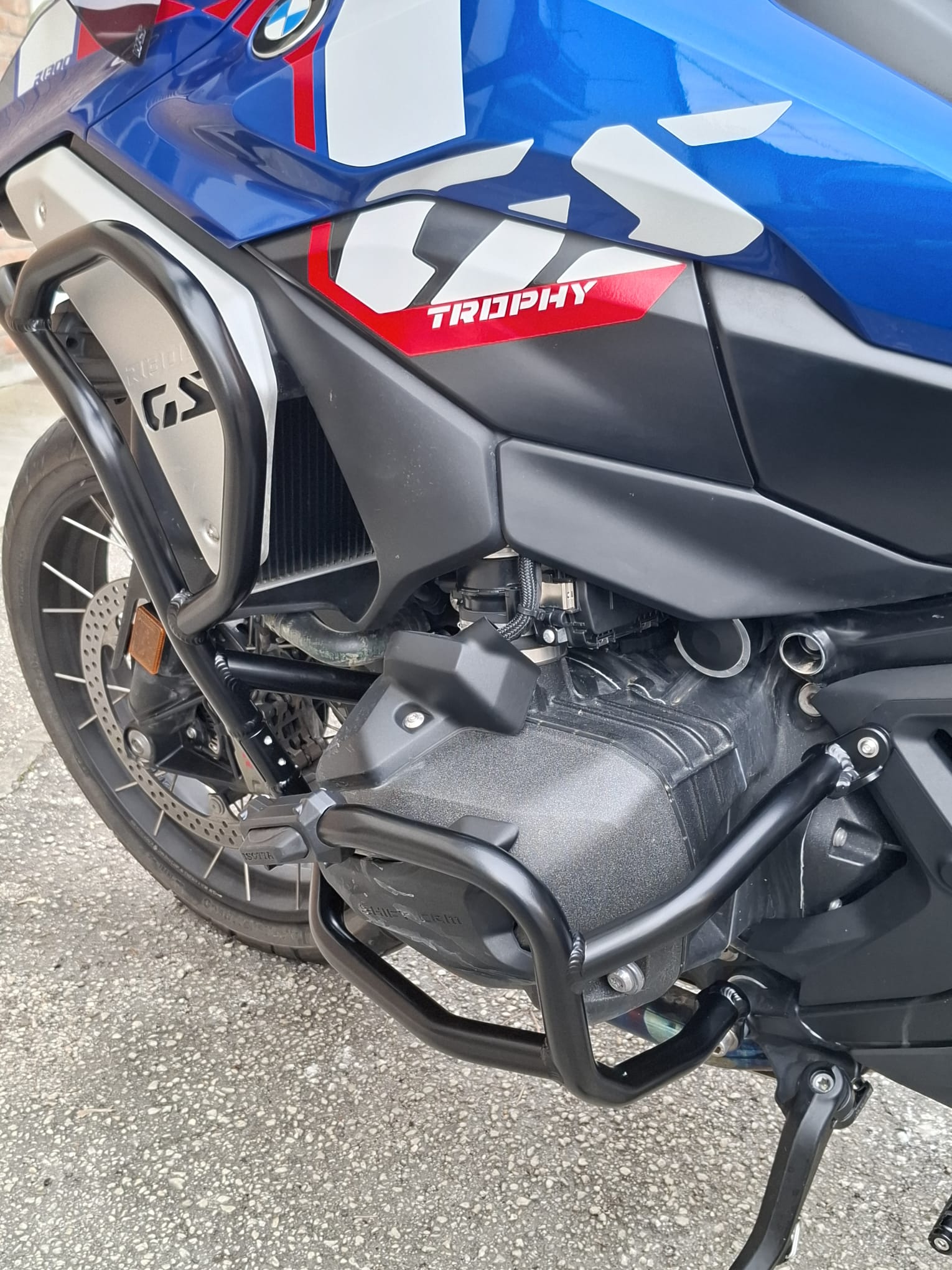 ISOTTA Barre Paramotore Paratelaio Crash Bar in Alluminio BMW R1300 GS 2024 NERO