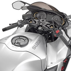 GIVI BF67 Flangia Specifica per Borsa Serbatoio SUZUKI HAYABUSA 1300 21-22