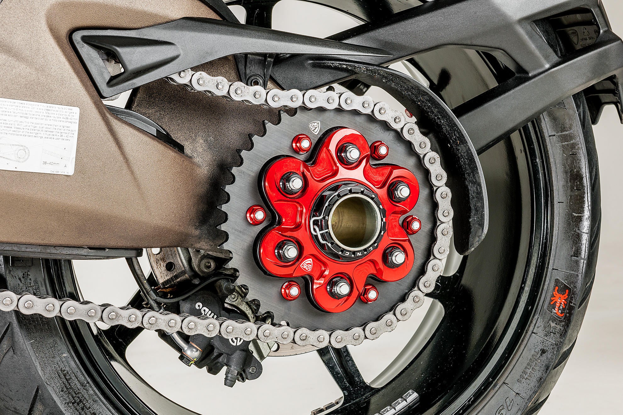 CNC RACING Flangia portacorona Ducati