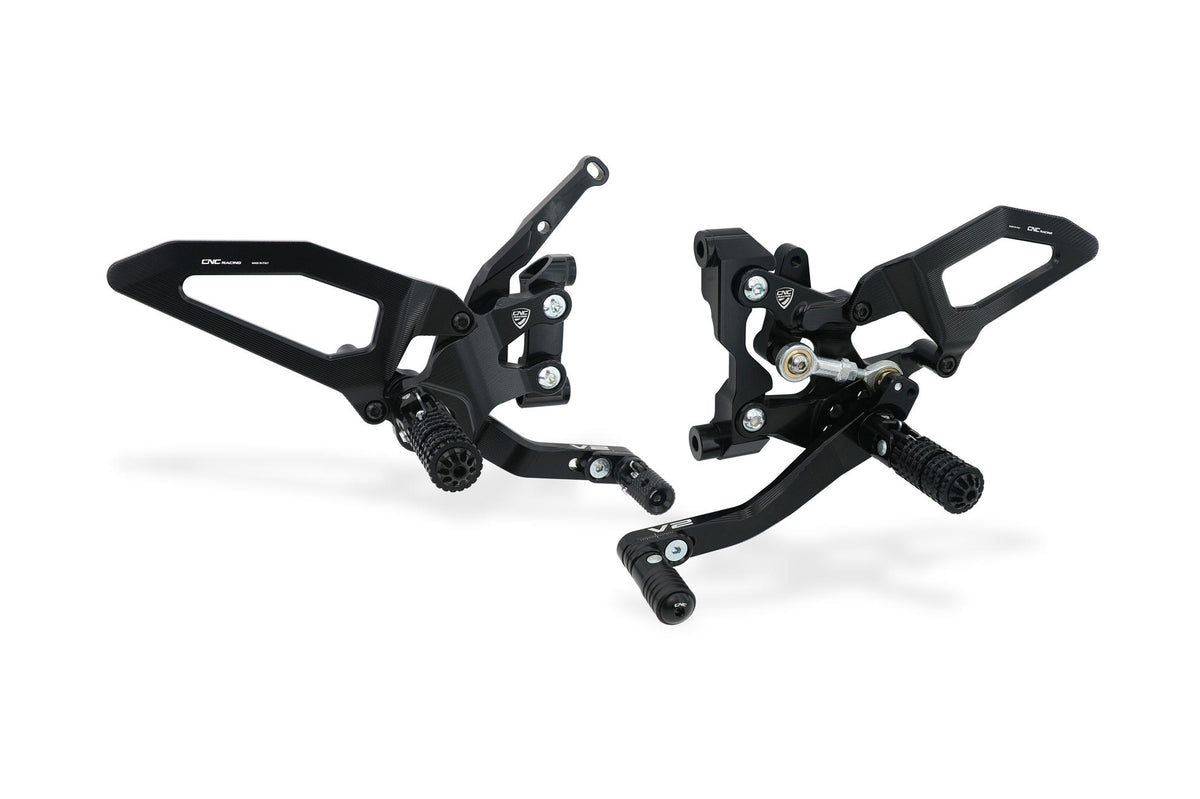 CNC RACING Pedane regolabili Ducati Streetfighter V2