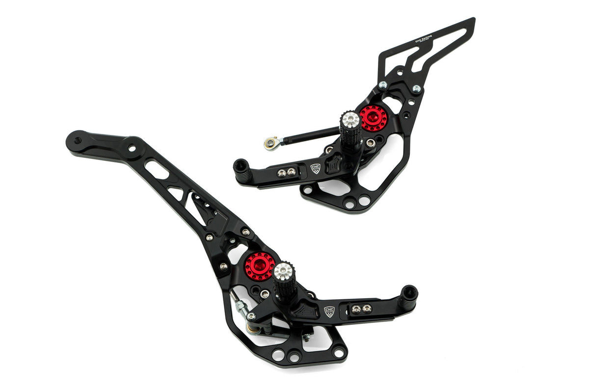 CNC RACING Pedane regolabili pilota Ducati Hypermotard 821/939
