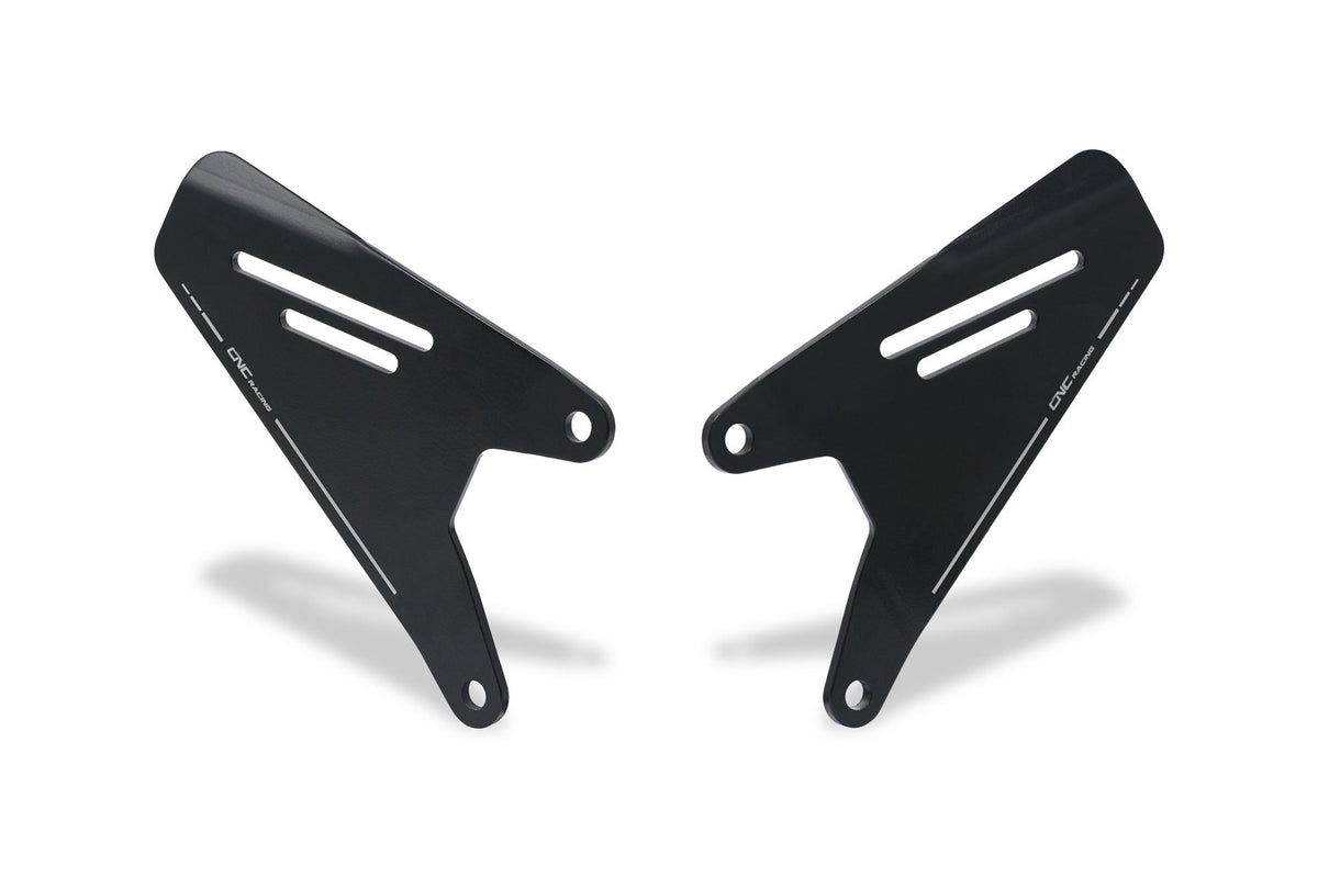 CNC RACING Kit paratacchi pedane Ducati Hypermotard 950