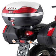 GIVI Attacco posteriore specifico per bauletto MONOKEY® SR121 per SUZUKI GLADIUS 650 2009   