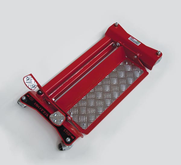 ISOTTA carrello per accostamento moto per facilitare il parcheggio senza minimo sforzo