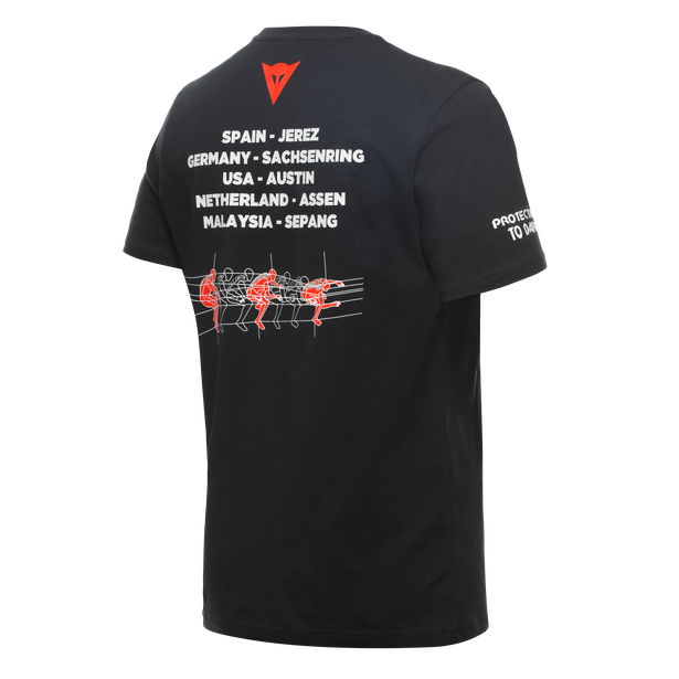 DAINESE Racing T Shirt Nera con logo sul petto e nomi circuito sulla s Future Moto Ricambi